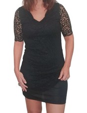 Robe noire Marque Laura