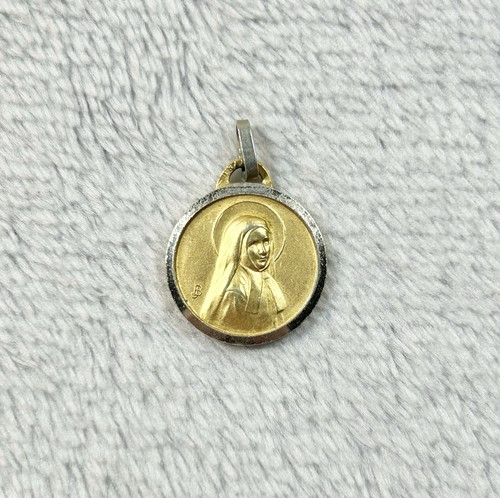Belle médaille religieuse - belle,