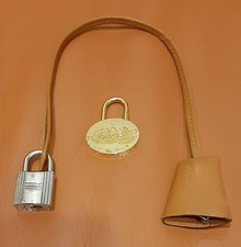 Ensemble clochette cadenas