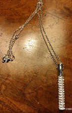 Collier avec pendentif type Swarovski