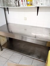 table de cuisine inox Longueur :160/ Largeur 70/ Hauteur85 bon état :