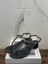 Menghi Sandale Véritable