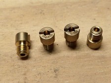 4 gicleurs 122 carburateur Mikuni 