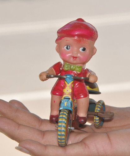 Tricycle tôle vintage - en, avec