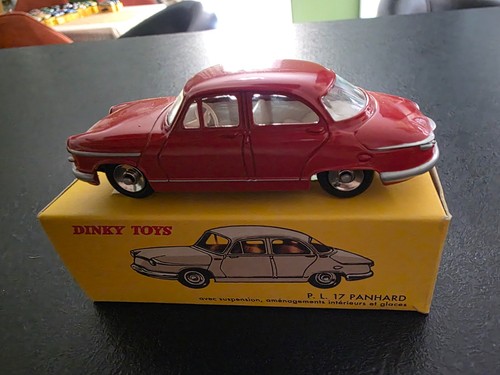 Dinky toys atlas panhard - toys,