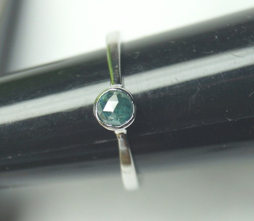 Bague diamant taille rose - , bleu