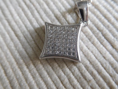 Collier chaine son - collier,