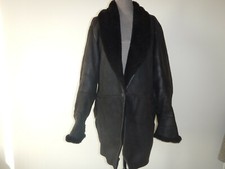 Manteau femme en croute de cuir taille XL en tres bon état