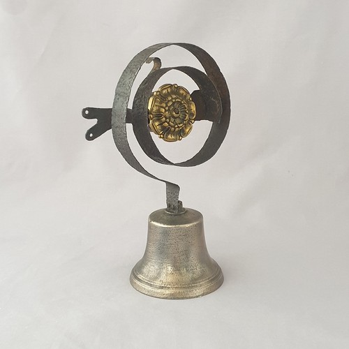 Cloche porte picots - porte,