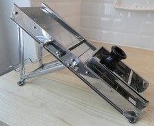 Mandoline Professionnelle avec chariot - Marque BRON COUKE Etat neuf