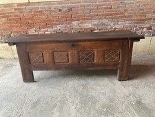 Grand coffre en chêne