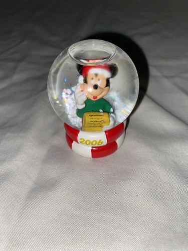 Disney mickey mouse - disney, christmas