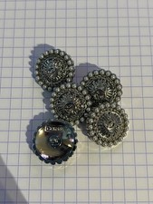 5 boutons chanel vintage