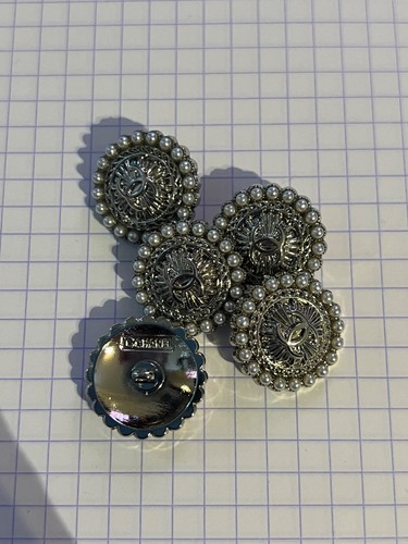 Boutons chanel vintage - 5,