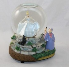 Snow globe musical Cendrillon DISNEY Bibbidi Bobbidi Boo boule à neige 20 cm (VI