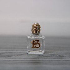 3.6 cm. Miniature de parfum