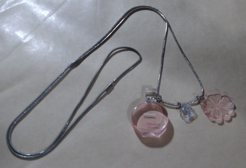Rare collier chanel - collier, eau