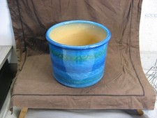 Magnifique cache pot signé Aldo Londi Bitossi dans ces couleurs traditionnelles