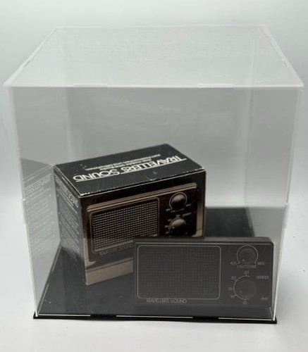 Radio vintage traveller - radio,