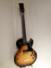 GIBSON / ES-135 (NO250623)