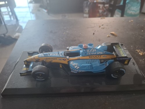 Renault r25 formule 2005 - 1,