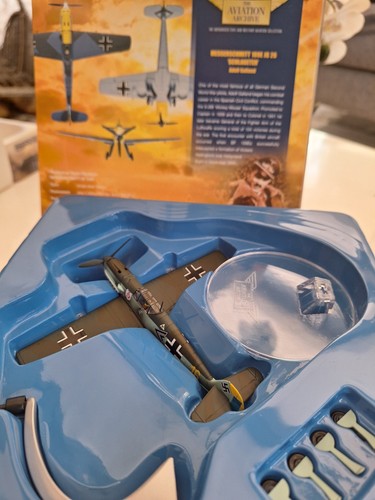 Corgi messerschmitt - corgi, 1/72