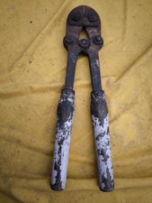 pince à barbelés petit