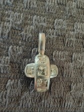 Pendentif Médaille religieuse