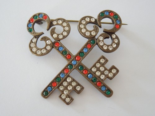 Broche vintage strass clé - en,