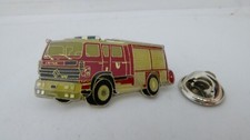 RARE Pin's Pins Pin Badge Camion Pompier / Firemen Truck Renault G230 ? TOP