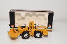 Pelle de chargeur sur pneus