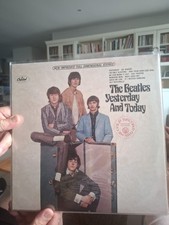 vynile 33 tours The Beatles Yesterday And Today