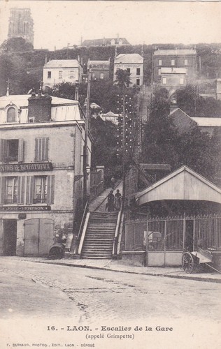 Cpa laon escalier la - cpa,