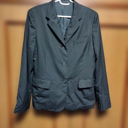 Veste noire sur - , mesure