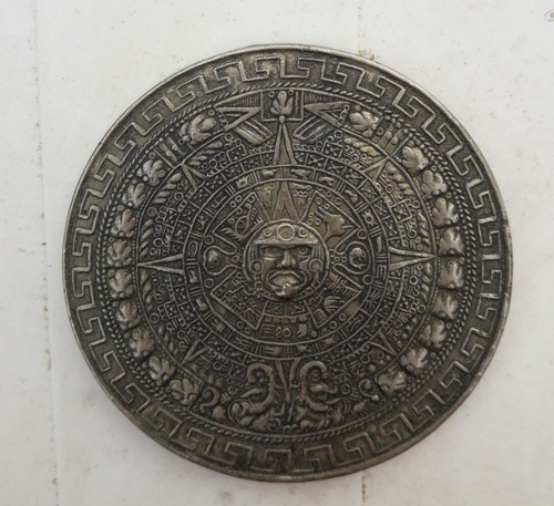 Médaille calendrier aztèque - calendrier,