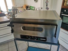 four à pizza électrique marque Resto Italia modèle KUBE 1 230V 3,2kW 400°C 