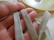 Ruban vintage velours gris