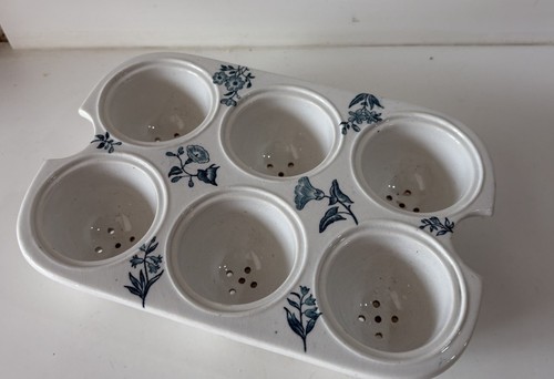 Ancien plat oeufs - à,