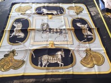 Authentique Foulard 100% Soie Grand Apparat Hermès 