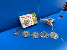 Ancien Mouli-Julienne Marron