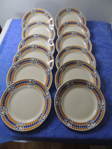 Anciennes assiettes plates - assiettes,
