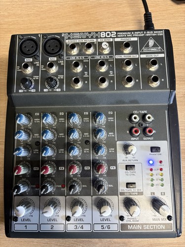 Behringer xenyx 802c compact - behringer, 8