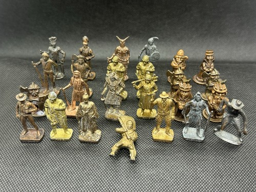 Lot figurines kinder métal - lot,