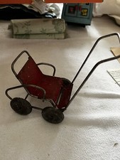 PETITE POUSSETTE MINIATURE DE POUPÉE EN TÔLE / ALU - ANNÉES 1950/60 - VINTAGE