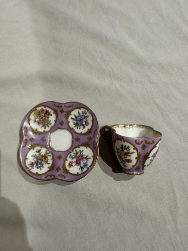 Tasse soucoupe ancienne en - &,