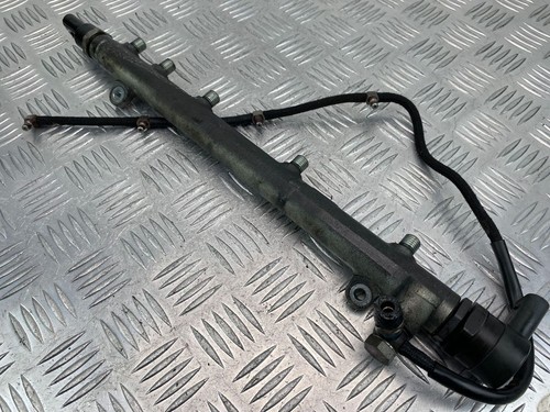 Injecteur distributeur de - de,