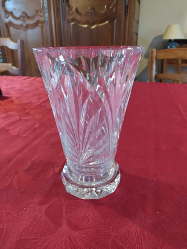 Vase signé cristal de - signé, en