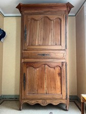 une bonnetière rustique XIXe en chêne massif , 2 portes & 1 tiroir, bon état