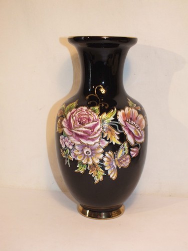 Vase spyropoulos fond - fond, noir