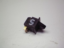 SECURITE DE SIEGE DE TONDEUSE AUTOPORTEE GGP EL63M